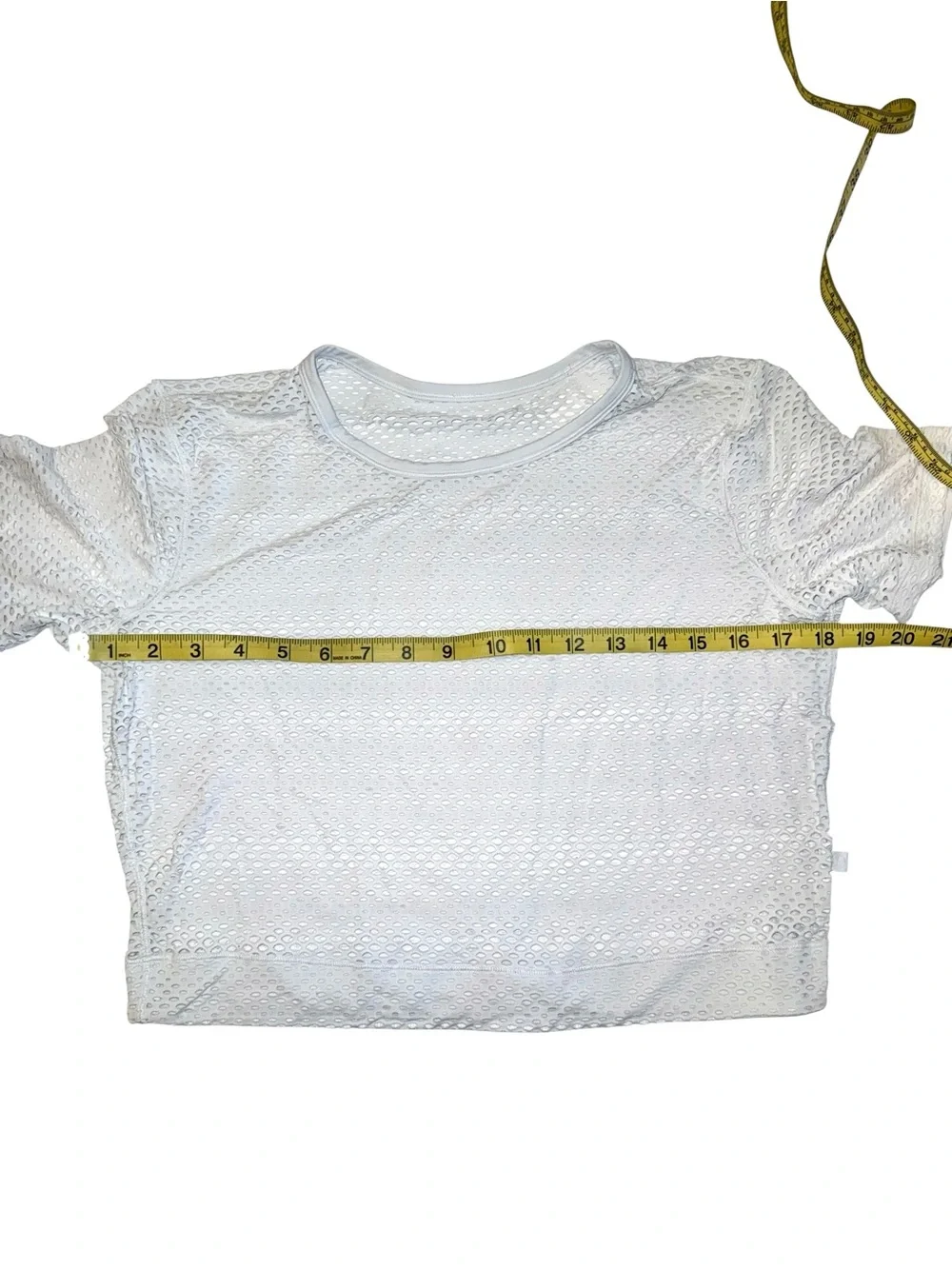 Lululemon Sweat Your Heart Out Short Sleeve Cropped White Fits Like Small
